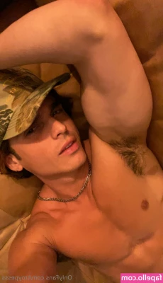 troypesss [ troypesss-1 ] - This page is for YOU What do you want to see   DM me if what you want