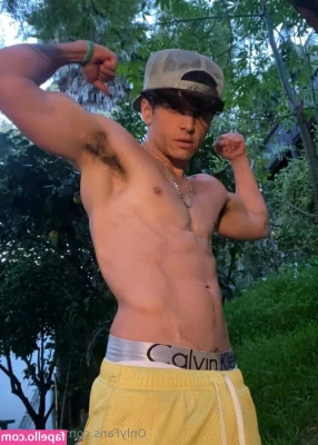 troypesss [ troypesss-1 ] - watch me open my hole with this big ass dick   could see my rose a part 1