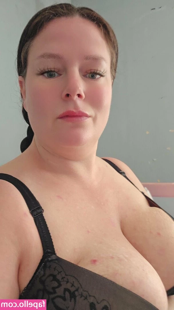 missemerald3 - Showing off my bod and cock in thin underwear demands that I give you
