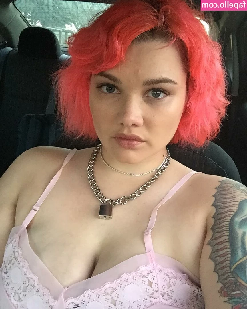 isabel_hendrix [ isabel-hendrix ] - Juicy 🍑💦