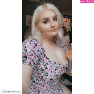 boobygooby - 💚post is onlyfans exclusive💚 Surprise late night post 😋 I