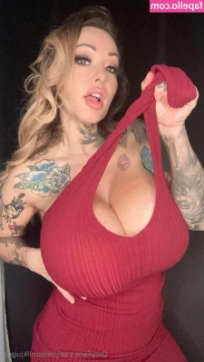 missmilkjuggs - Bunch of new pics! and posts! Check it out!