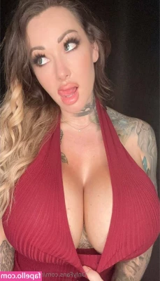 missmilkjuggs - Natural Face Little Waist