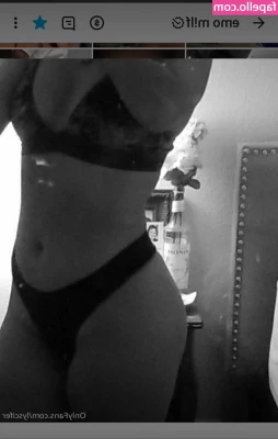 Ghoulfriendish - Cum let s smoke naked for 4 20