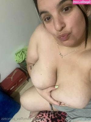 flov_princess [ flov-princess ] - Wide load