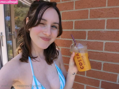 Kirsty Everdeen [ kirsty-everdeen-21 ] - We are ready to take your cock 🥵️ Estamos prontos pra vc meter