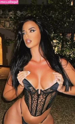 Ivana Knoll [ ivana-knoll ] - Well  guess who s cummin to town this year  Mrs Claus  and her tits