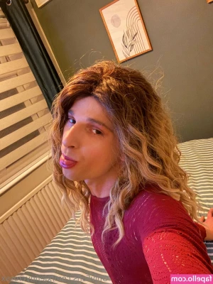 xjennycrossx - Oops 🤭 Get more on private messages!!