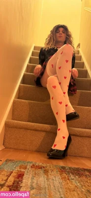 xjennycrossx - Just a reminder, I make all my newest juiciest porn available a week