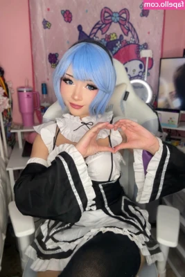 Kora.aura [ kora-aura ] - Idk what’s more 🔥 the shoes or the pedi?? 🤤🙀