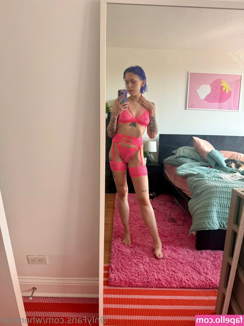 whoreder - Front or back baby? 🥰
