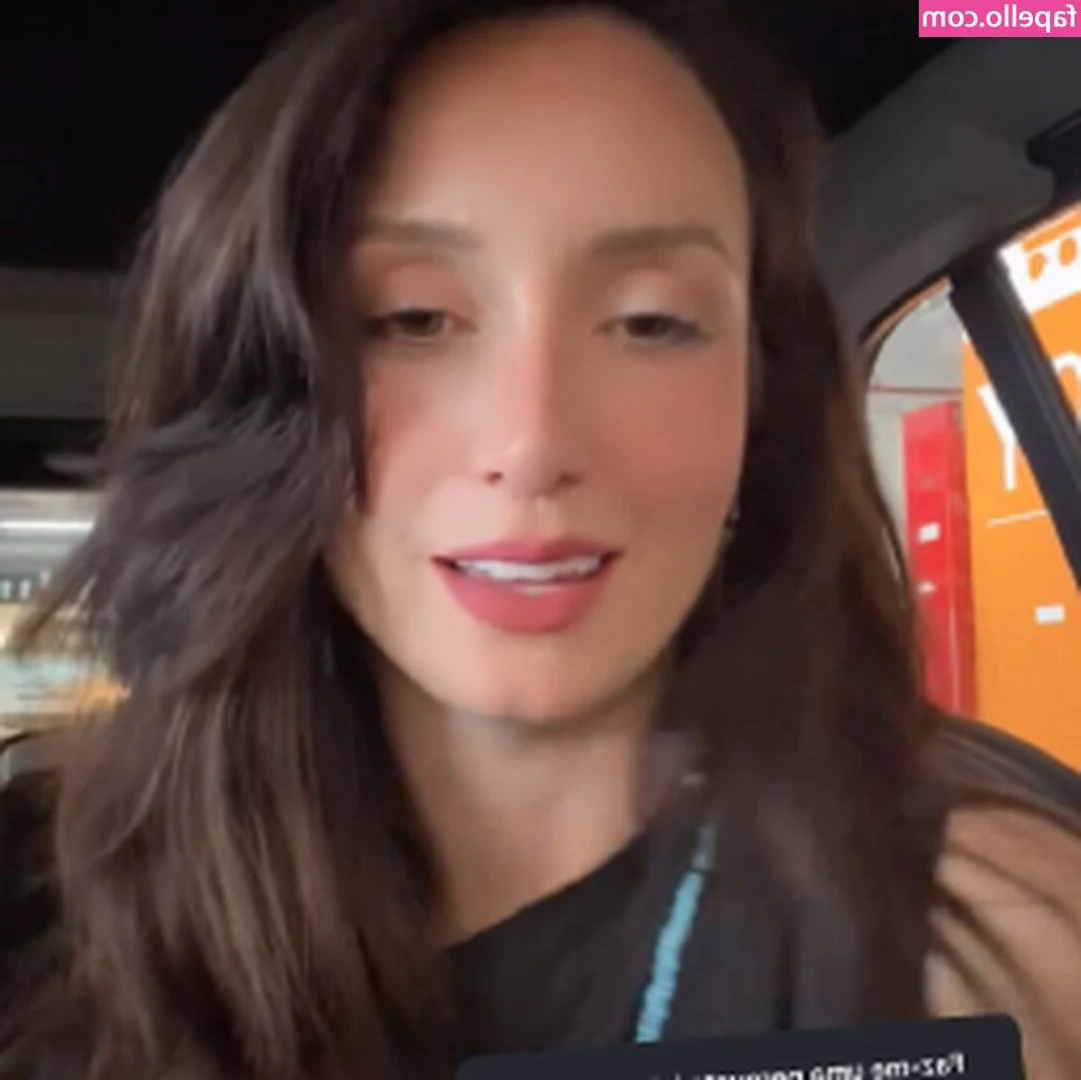 Ninadimiele - Take care of the cleanliness of my beautiful big ass🧼🧽🍑