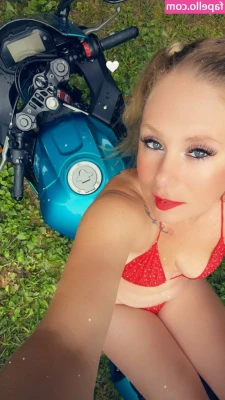 Mercedesbabevip - helloOOooOo nurse