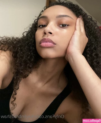 kaylinbradshaw - How is all my sexy fans day going go like and comment on my pictures