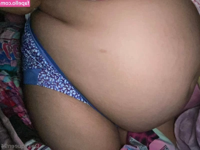 dairyqueen94 - Cum let s smoke naked for 4 20