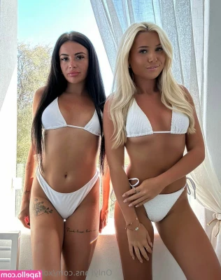 xolaylarosee - swipe to see me pull these down for you 😘🔥 . . . @skyesharpvip