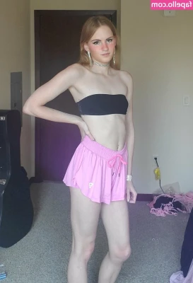 Sophie Asimov [ sophie-asimov ] - When I’m feeling cute 🥺🥺🥺