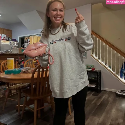 brookesbiglife - By request, getting fucked doggy style 😎 by @moparman2000
