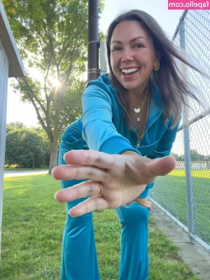 brookesbiglife - garden slut 🌷