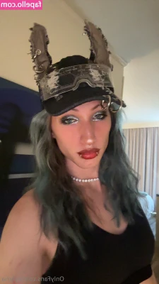 vylyria - 🎥 Moving all this furniture by Myself 💪🏻 these shoes need a