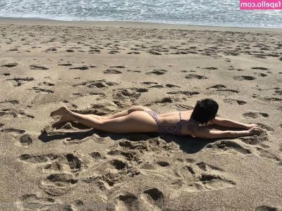 bunnylovesfun - What's for caption? 🤔