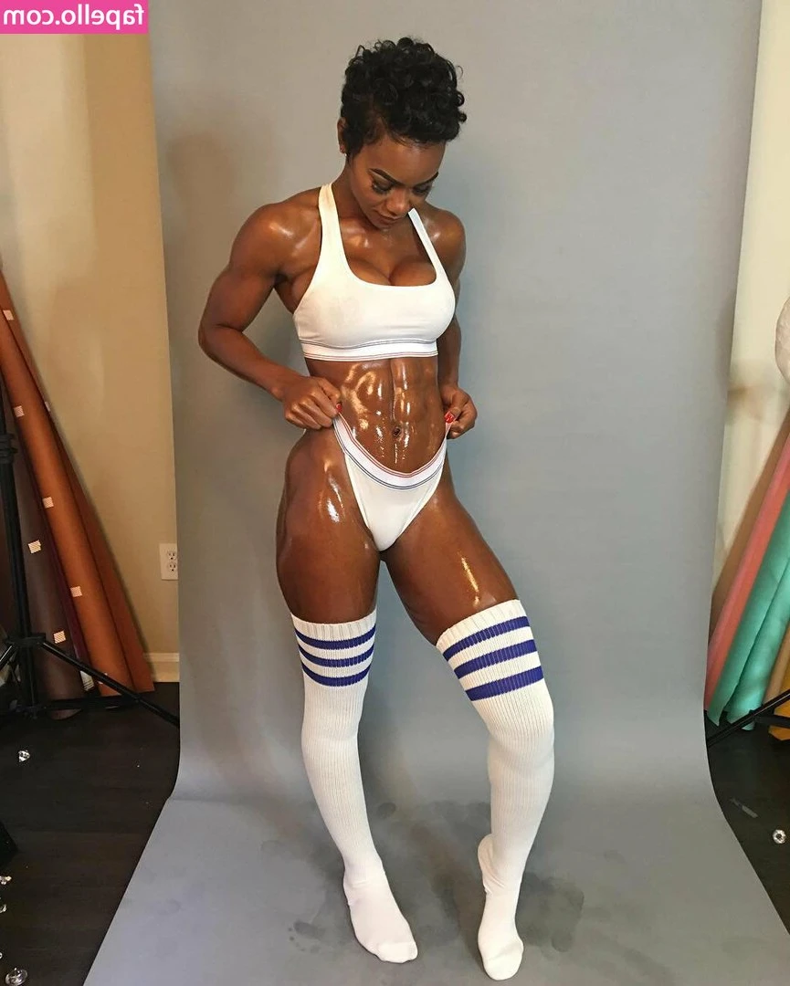 Jade Cargill [ jade-cargill ] - Stream started at 07/07/2022 02:31 am