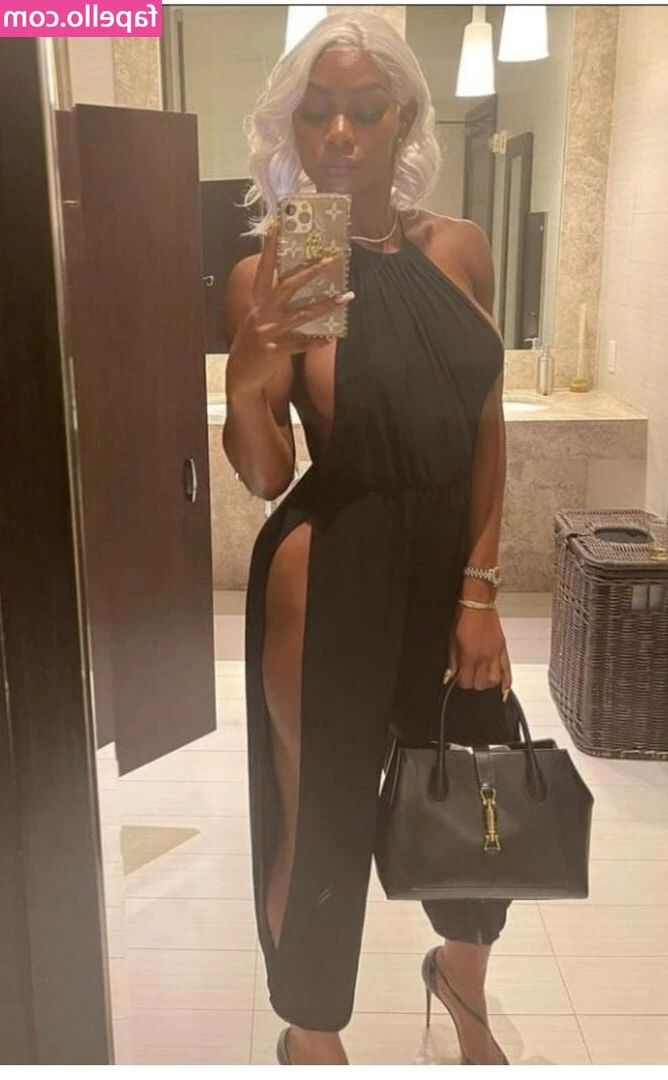 Jade Cargill [ jade-cargill ] - I'm home and kinda bored.. Any requests?👿