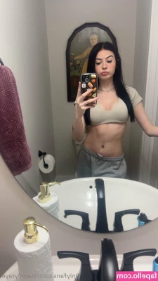 Emily Raye [ emily-raye ] - would you play with my smooth twink body