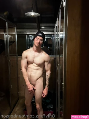 danbenson - Masturbation video with ass shaking and spreadingShaking my ass is
