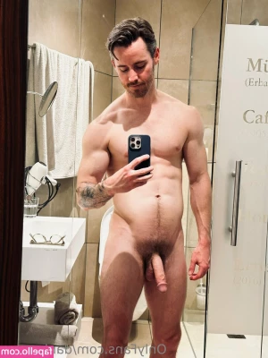 danbenson - another summer tb. i was so horny while filming this