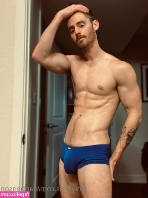 danbenson - 🎶I'm a dawg too; i don't wanna change him!🎶😜💦