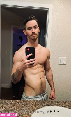 danbenson - Can you guess what is the biggest dick I ever fucked ? 😈 tip the