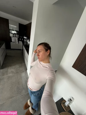 kr899 [ kr899-1 ] - Sunday Funday  I m always horny on Sundays  So let me show you all my