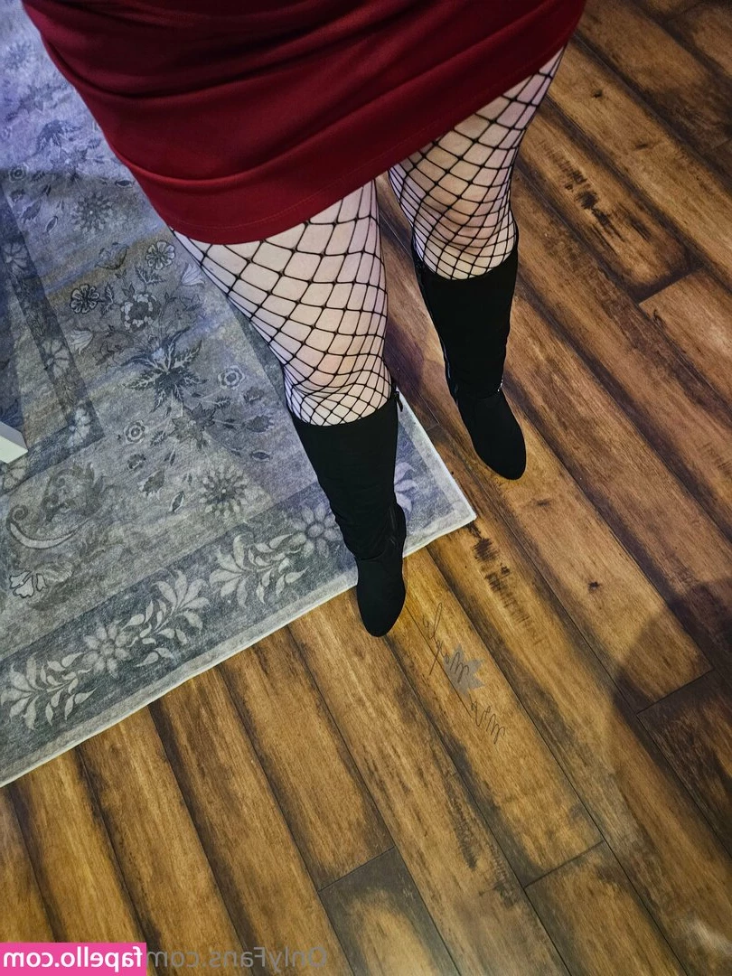 mrsmaple - a little tease to start your day....