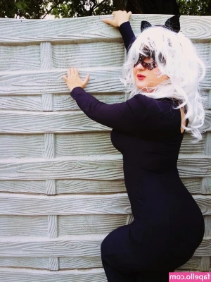 Ladyrossy - Martin de Pasivo 🍑moviendo el culo y le cuelga la verga!🍆 una
