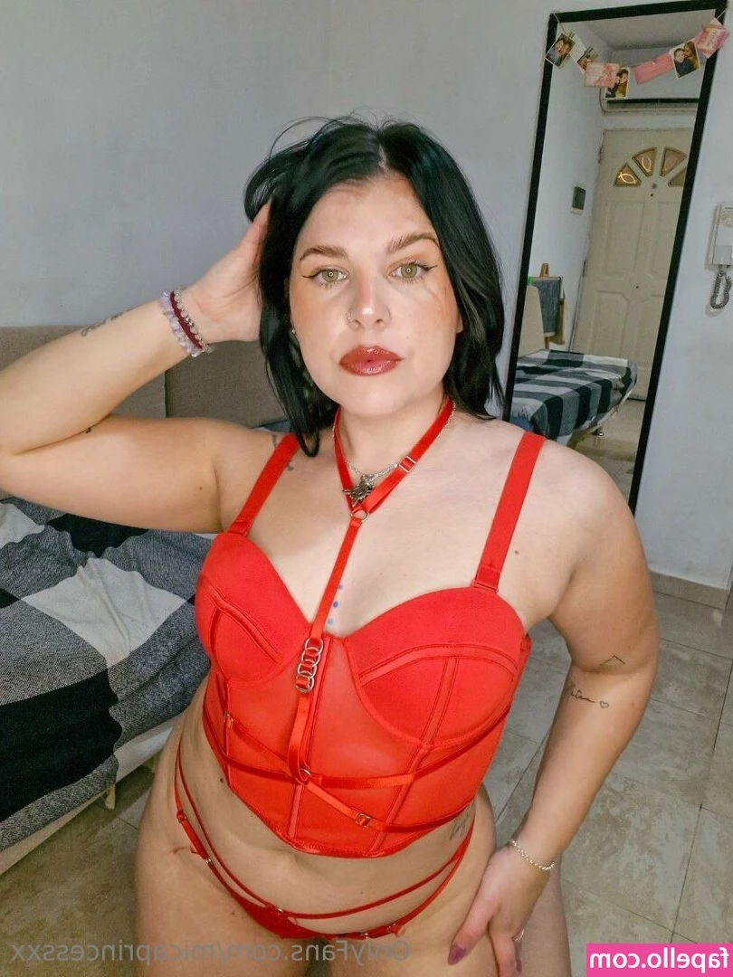 micaprincessxx - POLE DANCE LIVE STREAM!  My very first pole dance live stream + the