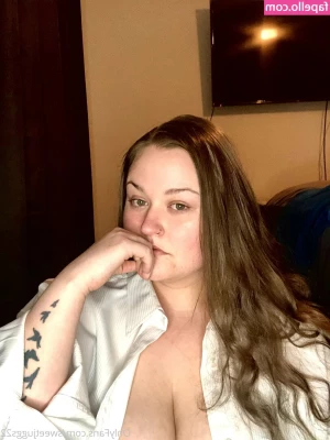 sweetmumma_22 [ sweetmumma-22 ] - cum papi i know you want to fuck me with this on 🙈