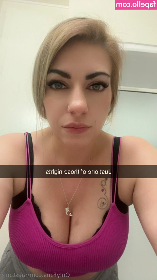 raestarrz - Cheeky airport toilet pictures - who wishes they were hiding in here