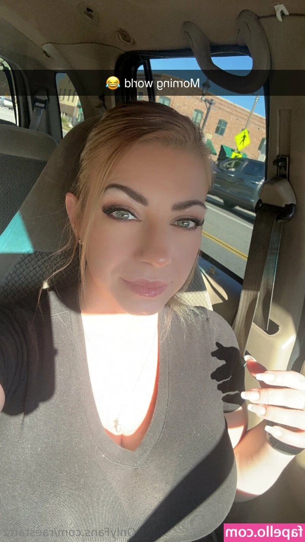 raestarrz - Sucking dick🍆, getting fucked and taking a shot of cum💦 in my