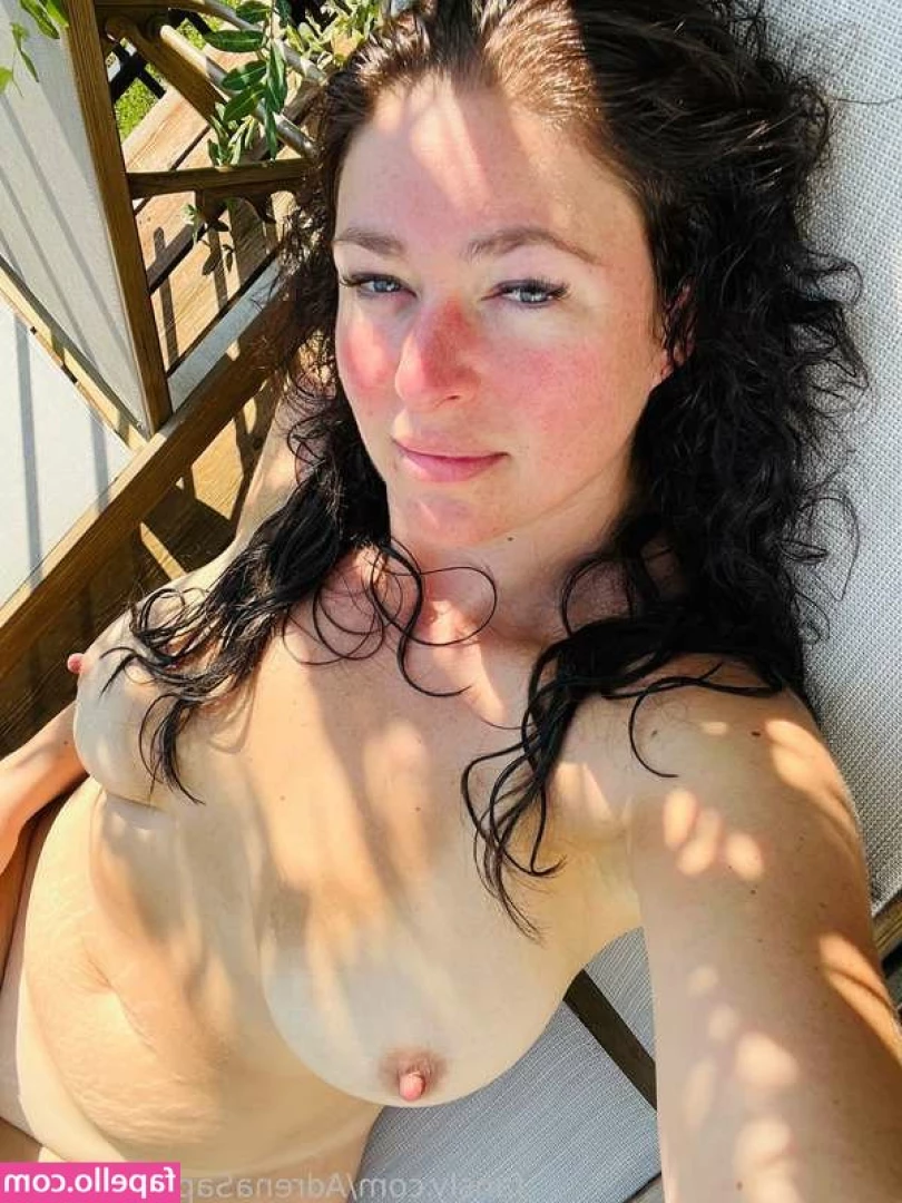 AdrenaSapphire_MILF [ adrenasapphire-milf ] - The crop isn t just for striking  I love using it to direct my sub 