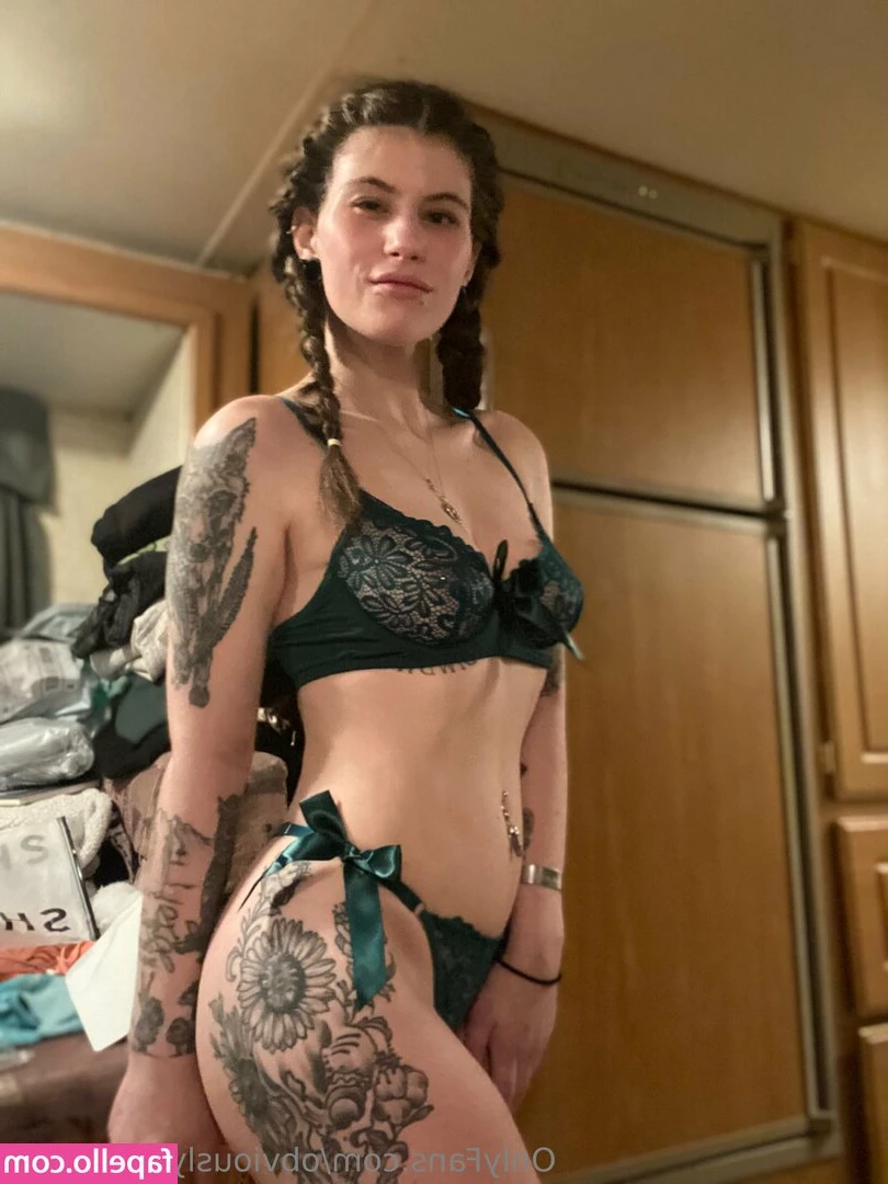 obviouslykittennfree - Would you fuck my tits for me?