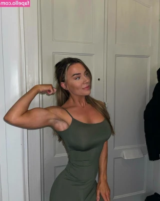 Elin Hedstrom [ elin-hedstrom ] - Can we play today bae?