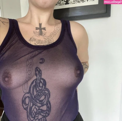 Jade Waby [ jade-waby ] - Anyone interested of buying my worn, sweaty, cum stained undies? Send