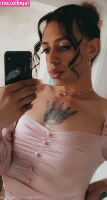 chanelxkellie - I’m online today taking calls and virtual sessions. Watch and learn