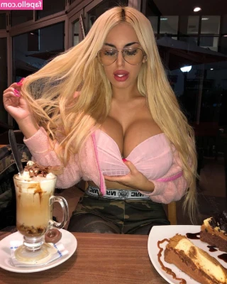 Maria Florencia Chilo [ maria-florencia-chilo ] - For tomorrow’s 🍆🍆🍆💦💦💦💦 shoot, help me pic!