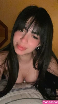 oliviawildofficial - Wanna feel my lips touch the thing between your thighs?