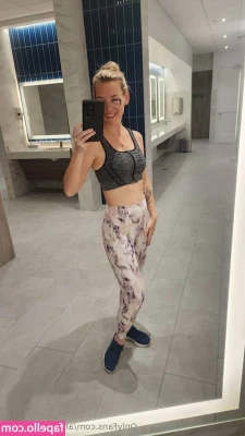 annabell_lee_xo [ annabell-lee-xo ] - hi hey holes