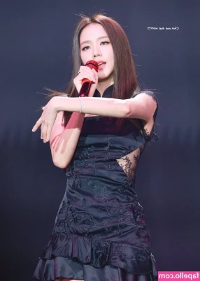 Jisoo - Renews check your dm, I made a mess 🙈💦 enjoy the dirty talking