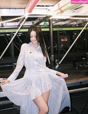 Jisoo - My taco would really like to meat you 🍆💦