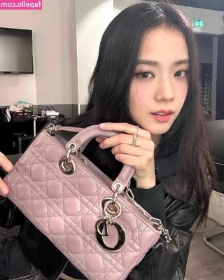 Jisoo - Ah o calor   O verão